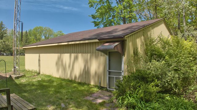 7768 S Airpark Road, Sherman Twp, MI 48893