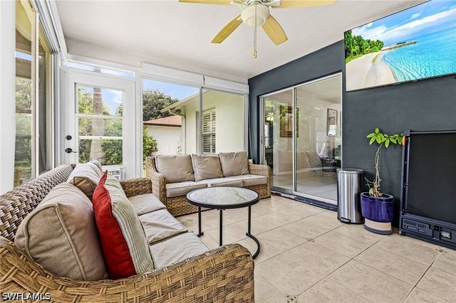 4564 Lakewood BLVD, Naples, FL 34112