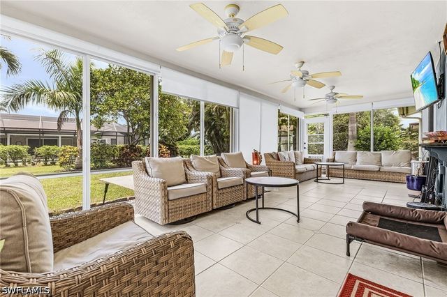 4564 Lakewood BLVD, Naples, FL 34112