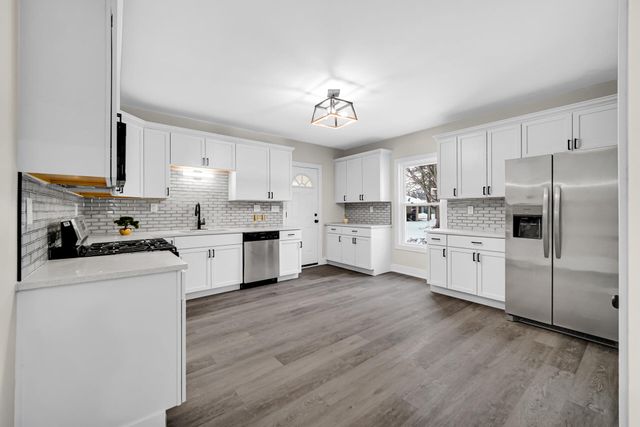 806 Lawrence Street, La Porte, IN 46350