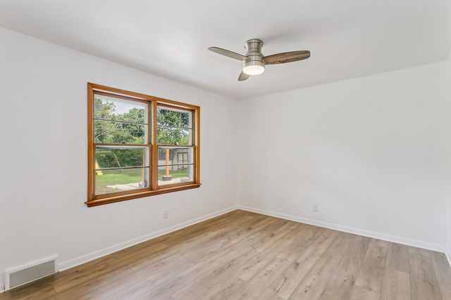 2901 N Saint Clair, Wichita, KS 67204