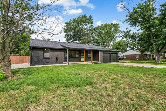 2901 N Saint Clair, Wichita, KS 67204