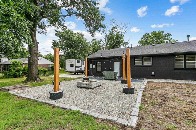 2901 N Saint Clair, Wichita, KS 67204