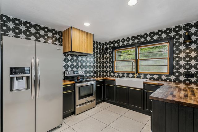 2901 N Saint Clair, Wichita, KS 67204