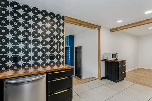2901 N Saint Clair, Wichita, KS 67204