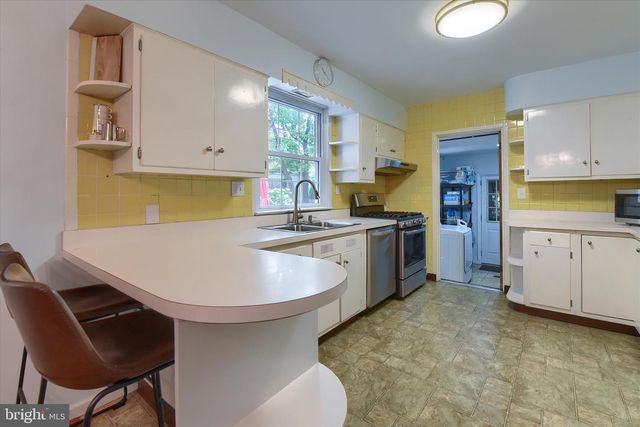 800 ALLEN ST, New Cumberland, PA 17070