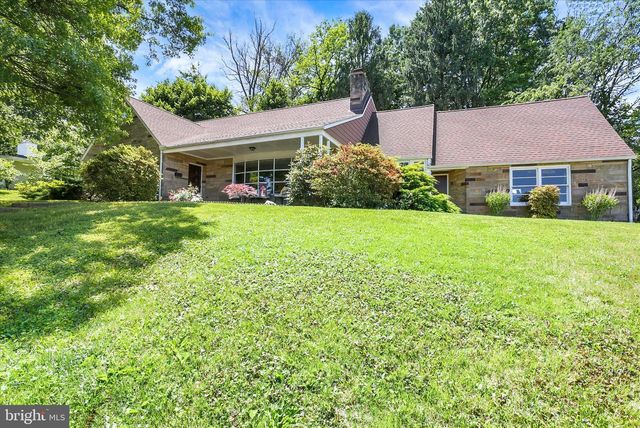 800 ALLEN ST, New Cumberland, PA 17070