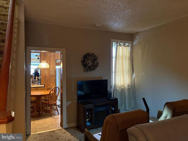 1855 E PACIFIC ST, Philadelphia, PA 19134