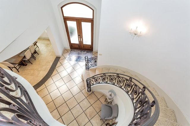 2502 Chimney Rock Road, Houston, TX 77056