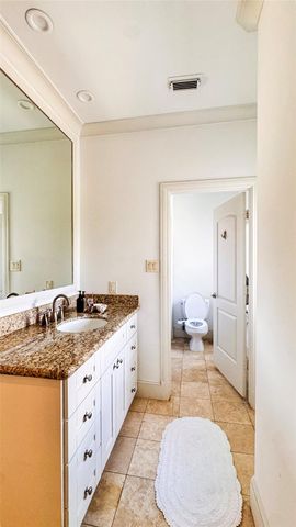 2502 Chimney Rock Road, Houston, TX 77056