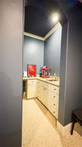 2502 Chimney Rock Road, Houston, TX 77056
