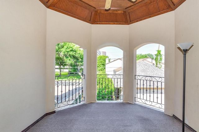 2502 Chimney Rock Road, Houston, TX 77056