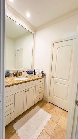 2502 Chimney Rock Road, Houston, TX 77056