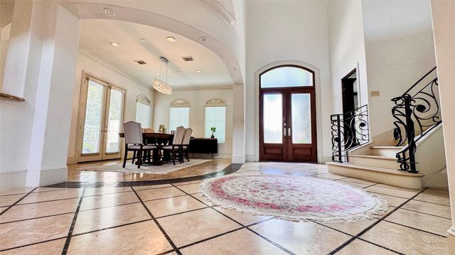 2502 Chimney Rock Road, Houston, TX 77056