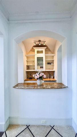 2502 Chimney Rock Road, Houston, TX 77056