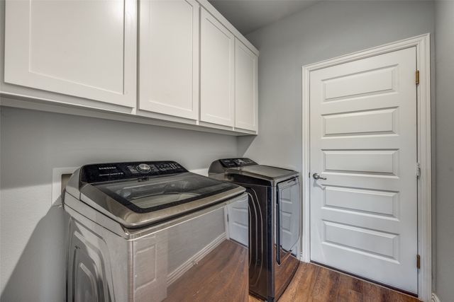 308 E Houston Street, Leonard, TX 75452