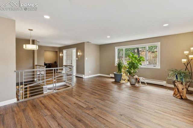 5 Sanford Road, Colorado Springs, CO 80906