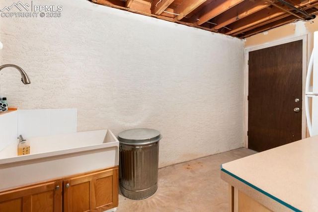 5 Sanford Road, Colorado Springs, CO 80906