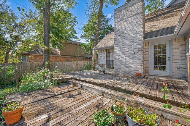 4906 Pleasure Lake Lane, Willis, TX 77318