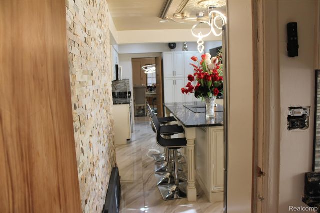 17815 Hamilton Road, Highland Park, MI 48203