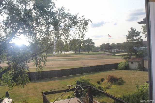 17815 Hamilton Road, Highland Park, MI 48203