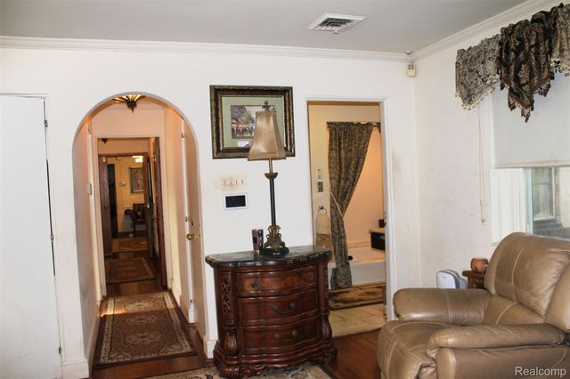 17815 Hamilton Road, Highland Park, MI 48203