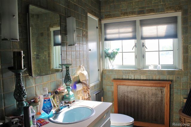 17815 Hamilton Road, Highland Park, MI 48203