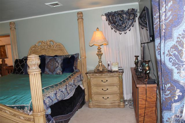 17815 Hamilton Road, Highland Park, MI 48203