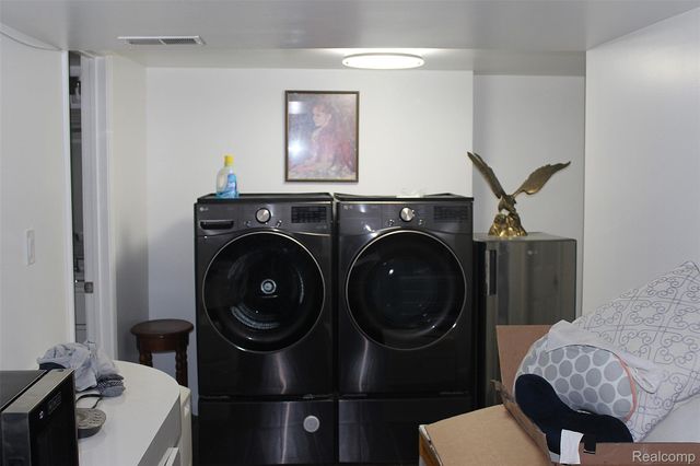 17815 Hamilton Road, Highland Park, MI 48203