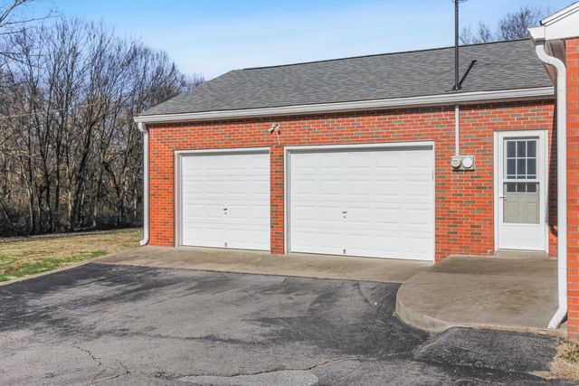 121 Humston Drive, Lawrenceburg, KY 40342