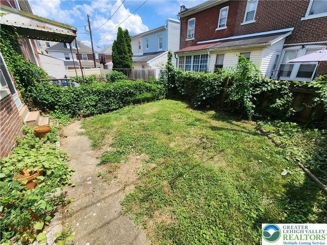 1006 Cherokee Street, Fountain Hill Boro, PA 18015