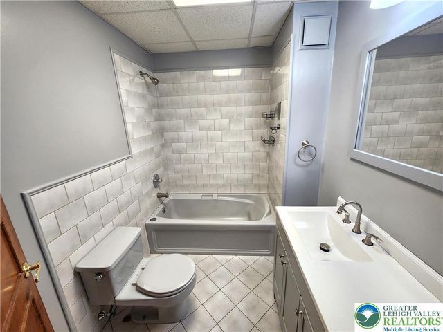 1006 Cherokee Street, Fountain Hill Boro, PA 18015