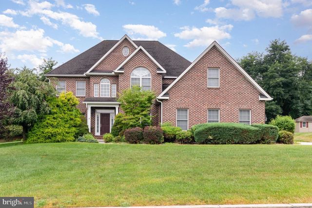 1614 FOX HOLLOW RD, Mechanicsburg, PA 17055