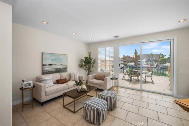 16154 Tortola, Huntington Beach, CA 92649