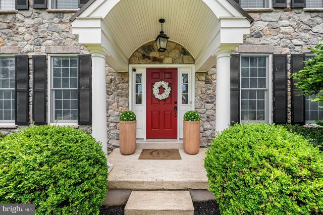 1462 STOCK GRANGE RD, Downingtown, PA 19335