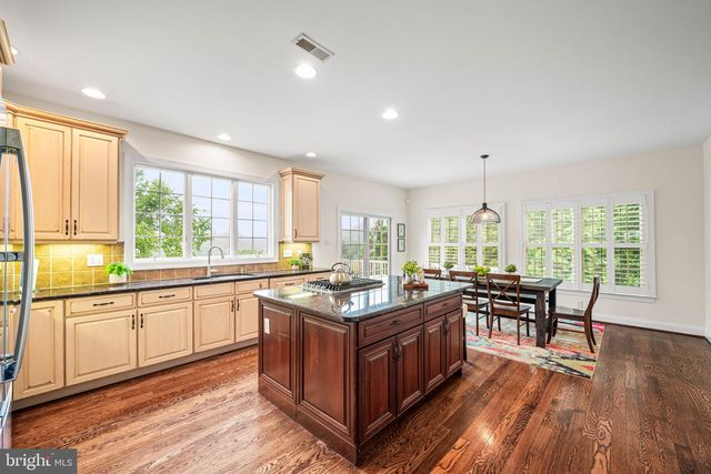1462 STOCK GRANGE RD, Downingtown, PA 19335