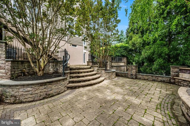 1462 STOCK GRANGE RD, Downingtown, PA 19335