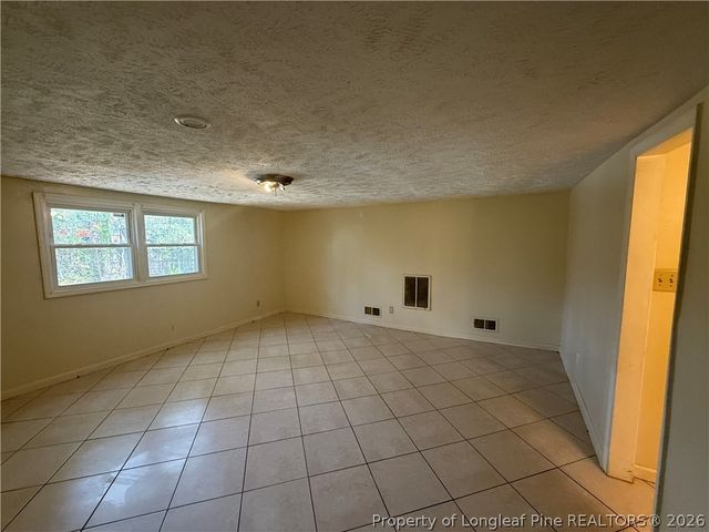 4736 Belford Road, Fayetteville, NC 28314