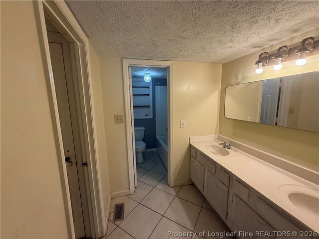 4736 Belford Road, Fayetteville, NC 28314