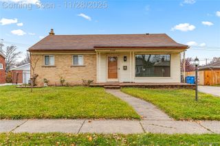 7148 Plainfield Street, Dearborn Heights, MI 48127