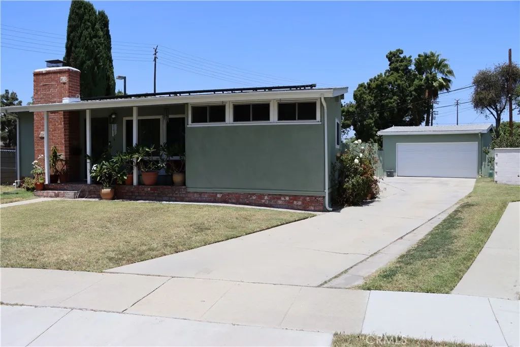 2531 Gondar Avenue, Long Beach, CA 90815