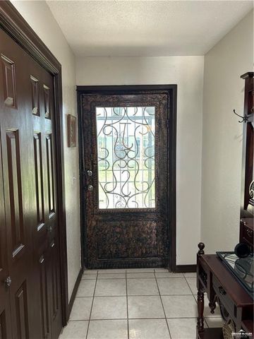 9433 N Minnesota, Mission, TX 78574