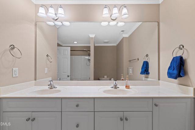 230 Lake Park Circle, Smithfield, NC 27577