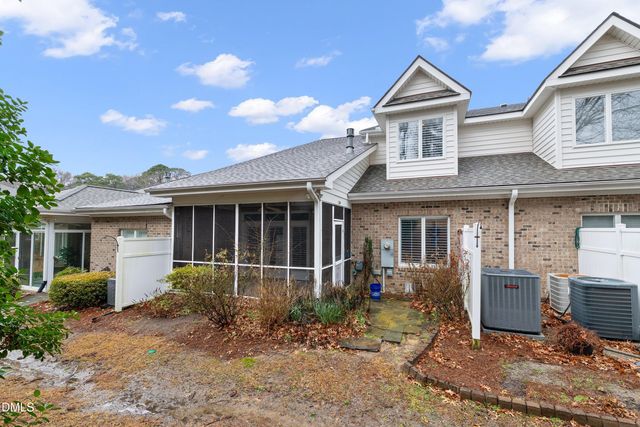 230 Lake Park Circle, Smithfield, NC 27577