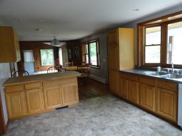 211 Old Meetinghouse Road A, Townsend, MA 01469
