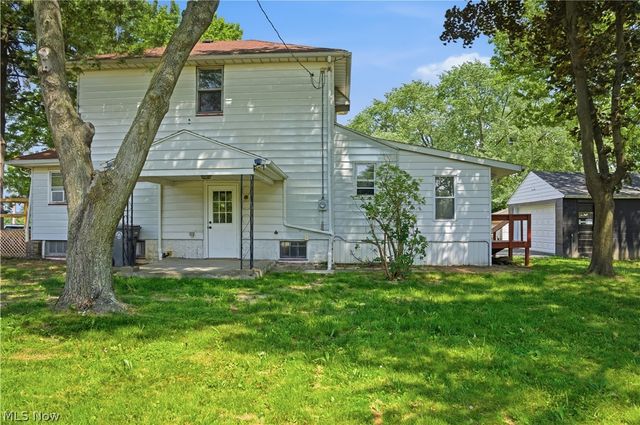 2453 Eddie Street, Youngstown, OH 44509