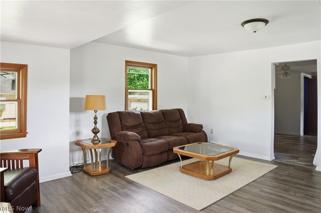 2453 Eddie Street, Youngstown, OH 44509