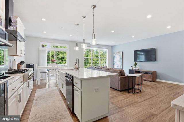 205 ELLA LN, Conshohocken, PA 19428