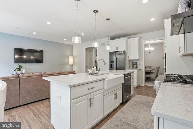 205 ELLA LN, Conshohocken, PA 19428