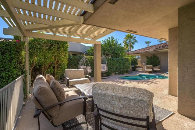 2 Whittier Court, Rancho Mirage, CA 92270